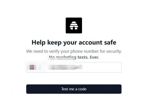 Beehiiv手机验证页面填入泰国手机号后的状态，同样停留在Help keep your account safe页面，验证没有通过