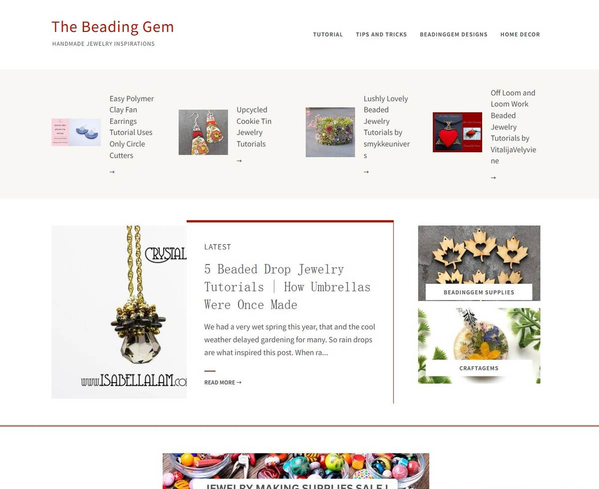 beadinggem串珠饰品英文独立站的首页,满屏是手工首饰教程和素材推荐的图文列表