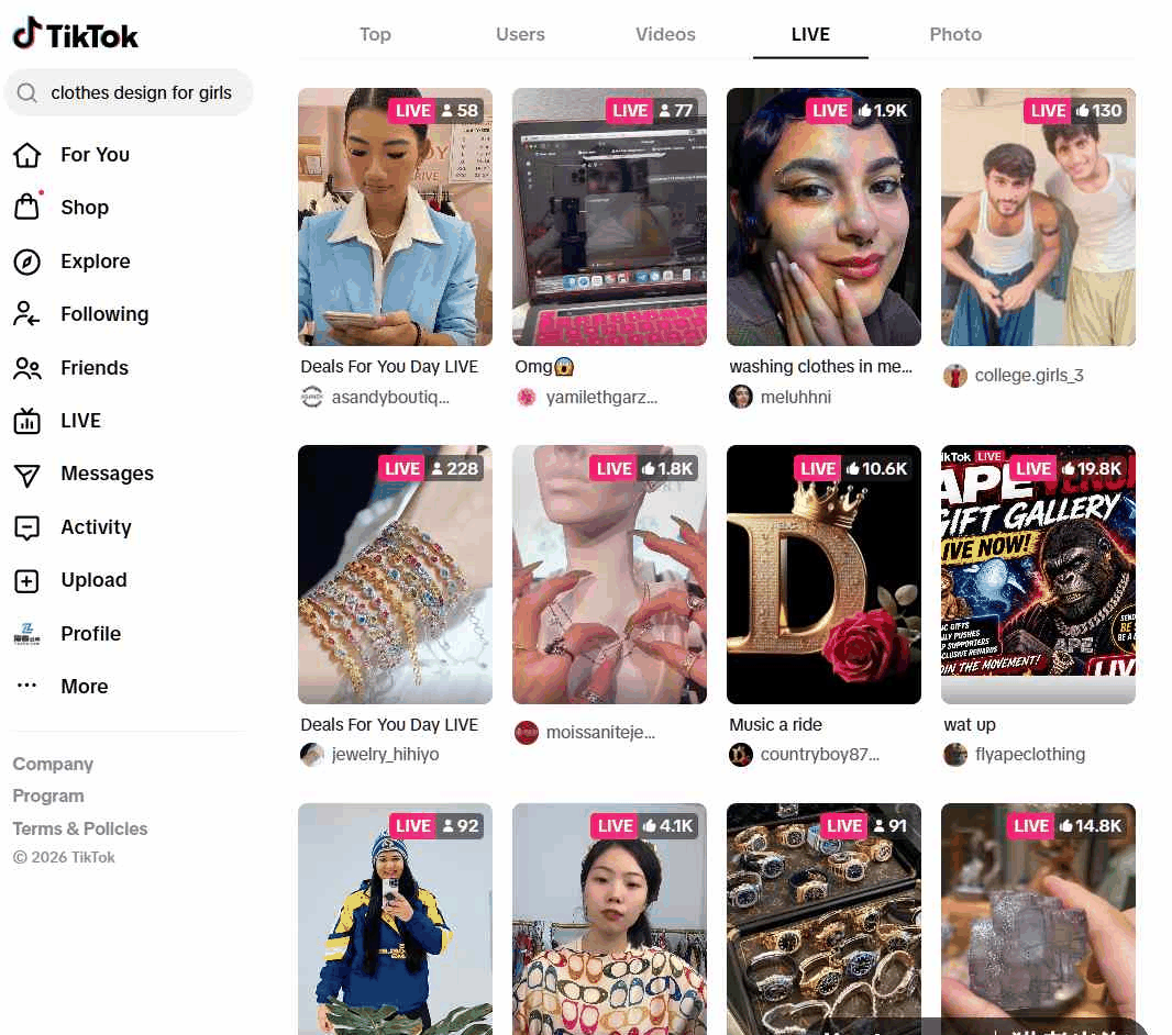 TikTok LIVE直播搜索页,服装珠宝家居各类商品的实时直播间同时在卖货